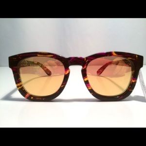 Multi Montage New Classic Fox Deluxe Mirrored